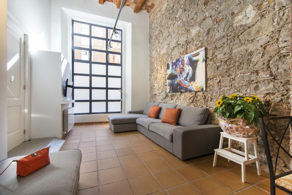 Happy People Ramblas Harbour Apartments — Photos 1